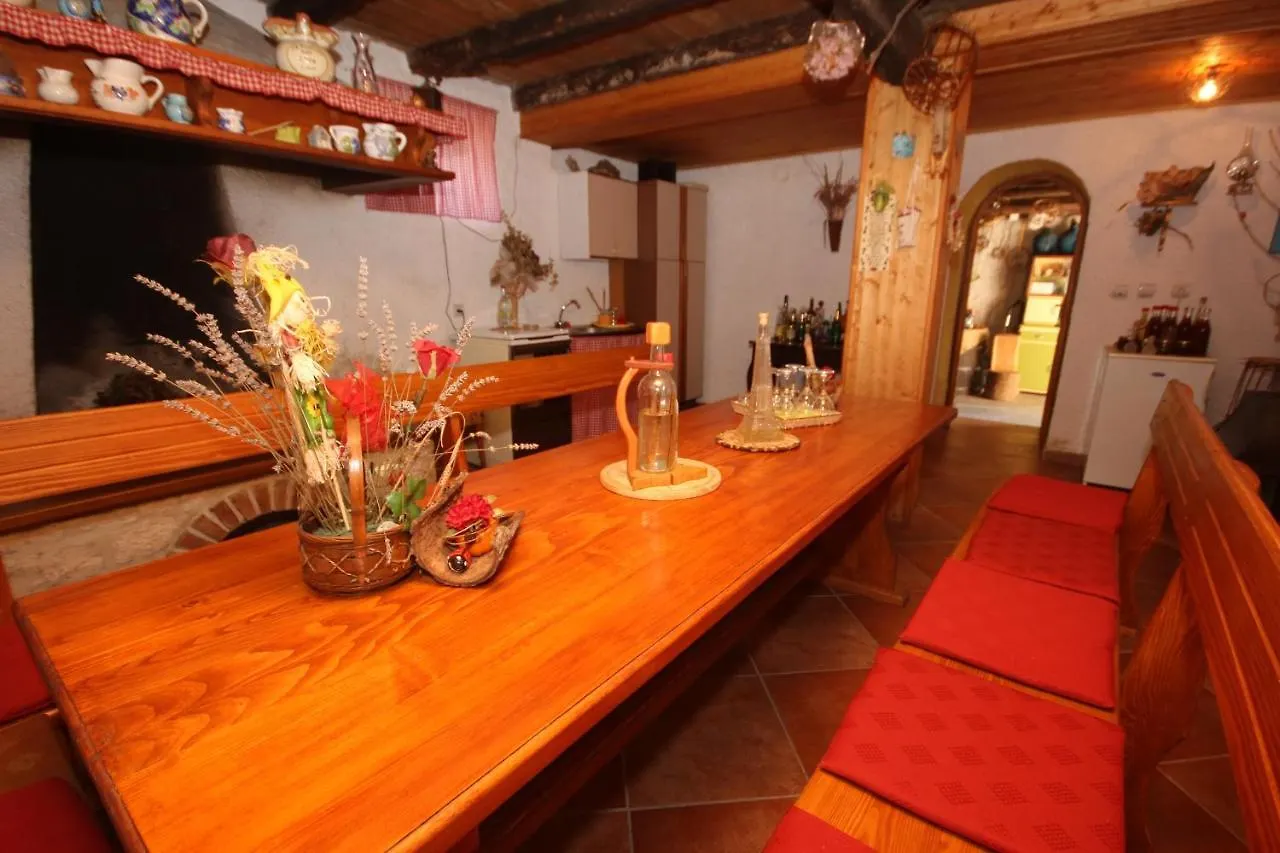 Holiday House With A Swimming Pool Cepic, Central Istria - Sredisnja Istra - 7403 Holiday home Pulgarija Cepic